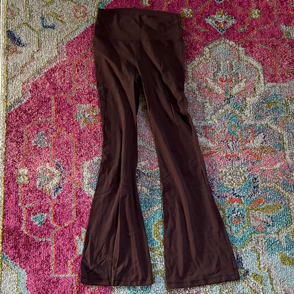 Aritzia TNA Butter Brown Flared Leggings